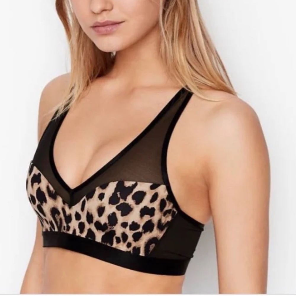 NEW Incredible Victoria’s Secret Sports Convertible Bra 36DD *open to offers